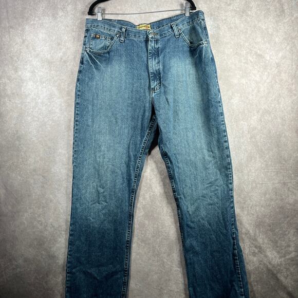 Wrangler 20X Jeans Mens 36X32 Blue Dark Wash‎ Denim Straight Pockets Casual Work - Picture 1 of 9